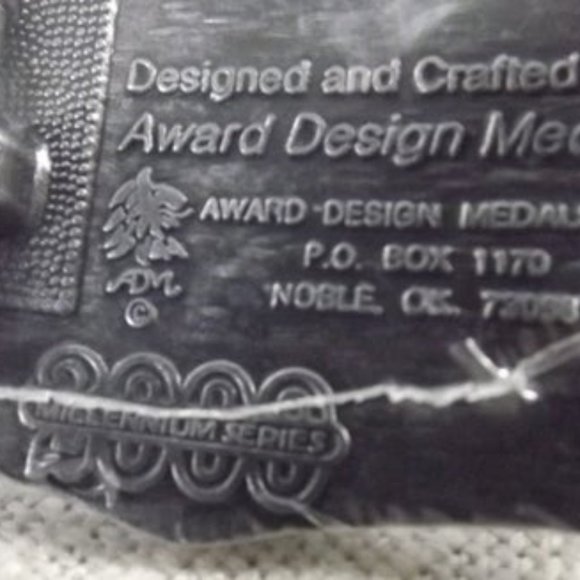 Hesston National Finals Rodeo 1999 Mini Buckle - Picture 6 of 7